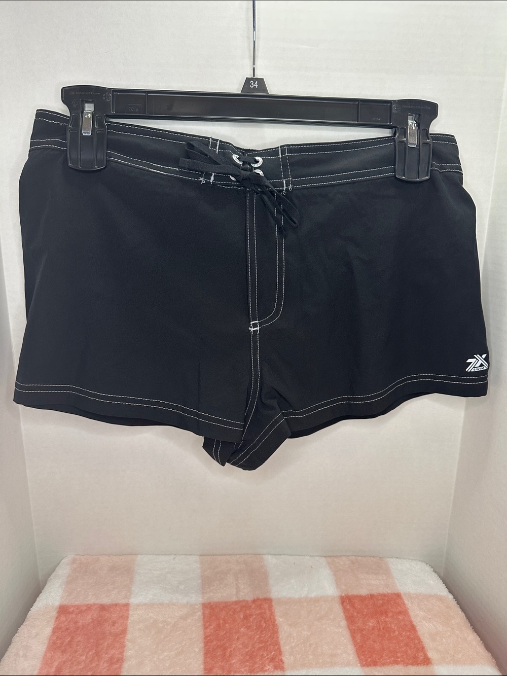 ZeroXposur Athletic Swim/Training Shorts with White Stitching size L